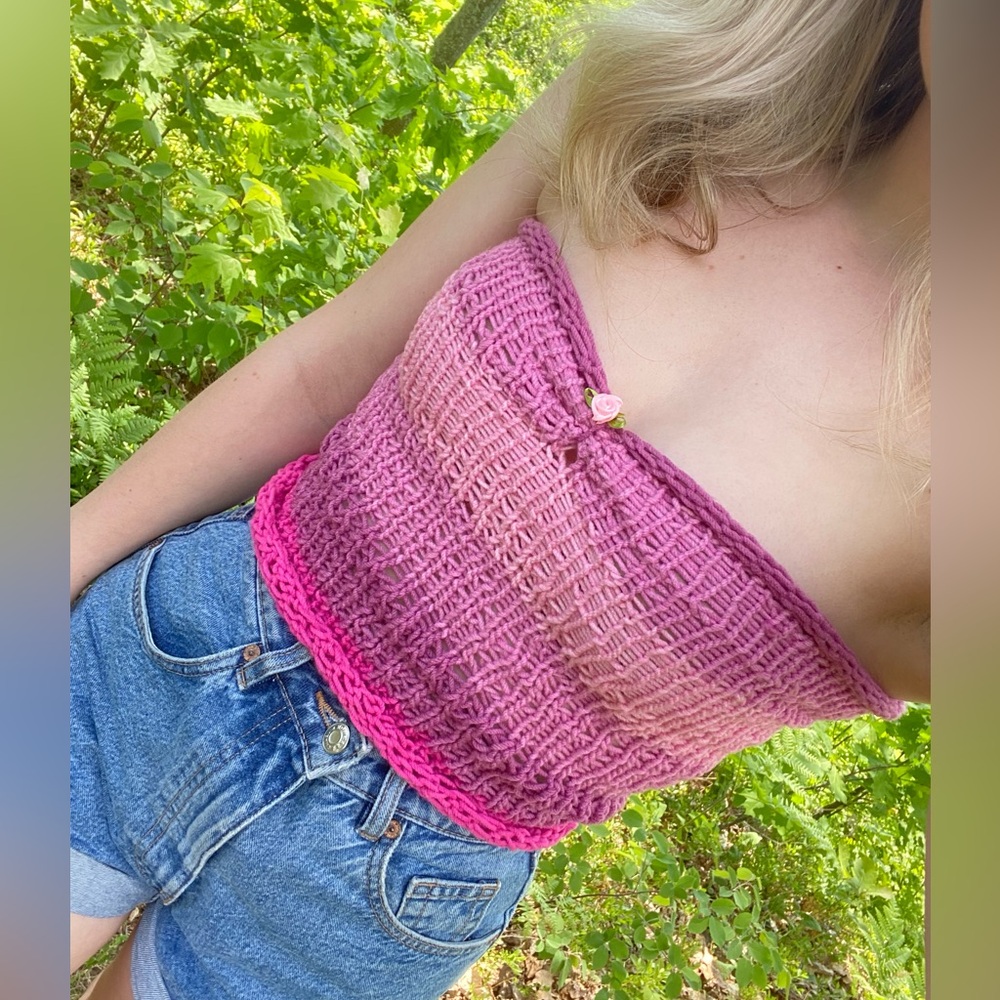Knit rose top 🌹